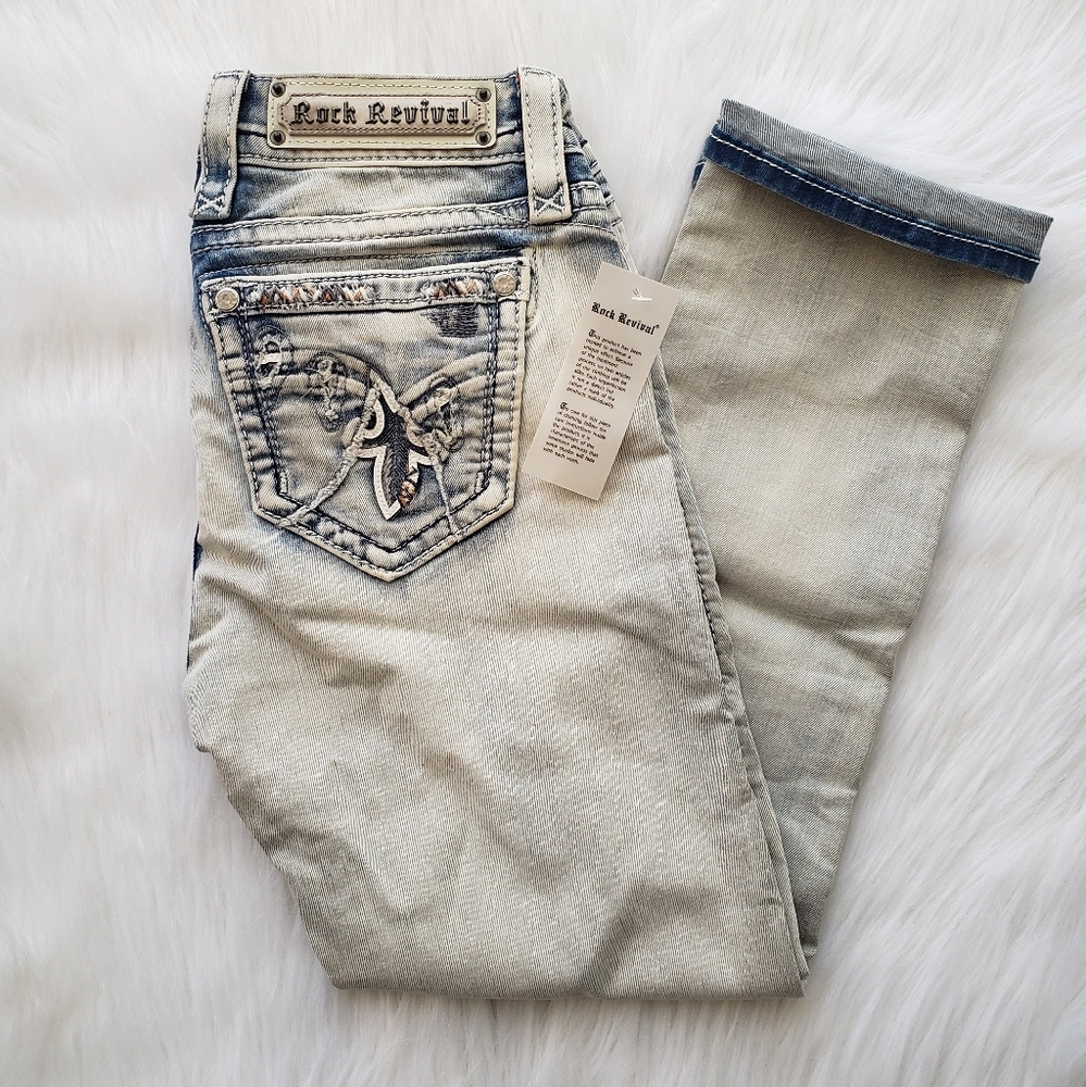 BRAND NEW WITH TAGS Rock Revival "Nancy" Capri